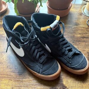 Nike Blazer Mid 77 - Black and White High-Tops with Gum Sole - W 10 / M 8.5